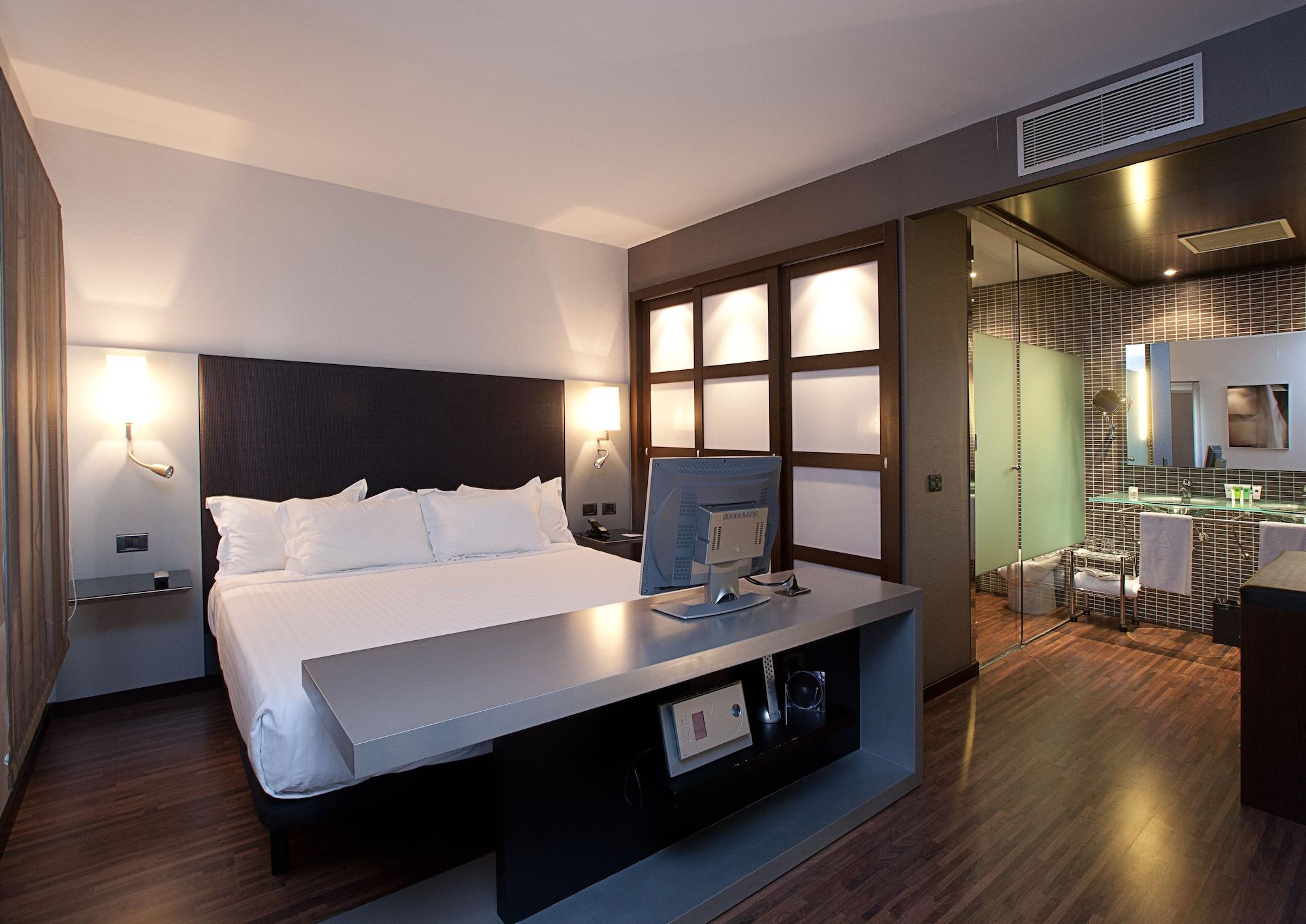 Hotel Sercotel Ciutat D'Alcoi Екстериор снимка