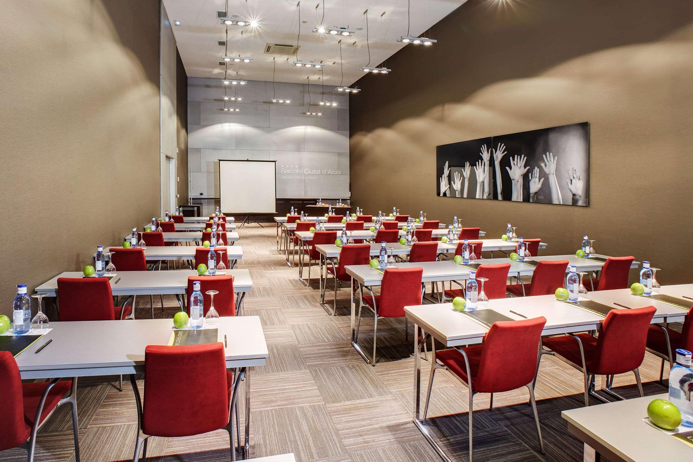 Hotel Sercotel Ciutat D'Alcoi Екстериор снимка
