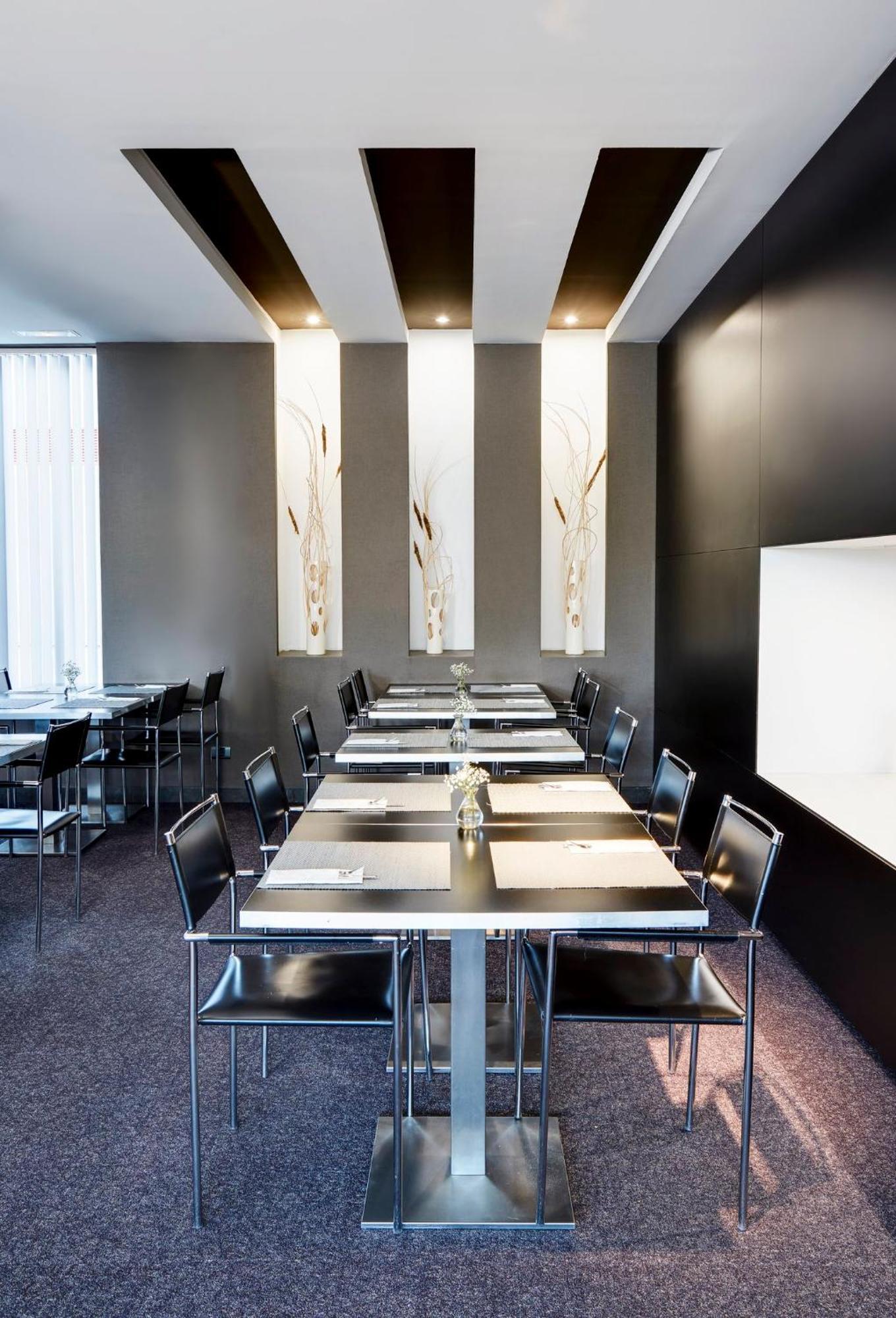 Hotel Sercotel Ciutat D'Alcoi Екстериор снимка