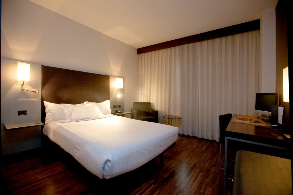 Hotel Sercotel Ciutat D'Alcoi Екстериор снимка